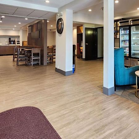 Comfort Inn & Suites Шакопий Екстериор снимка