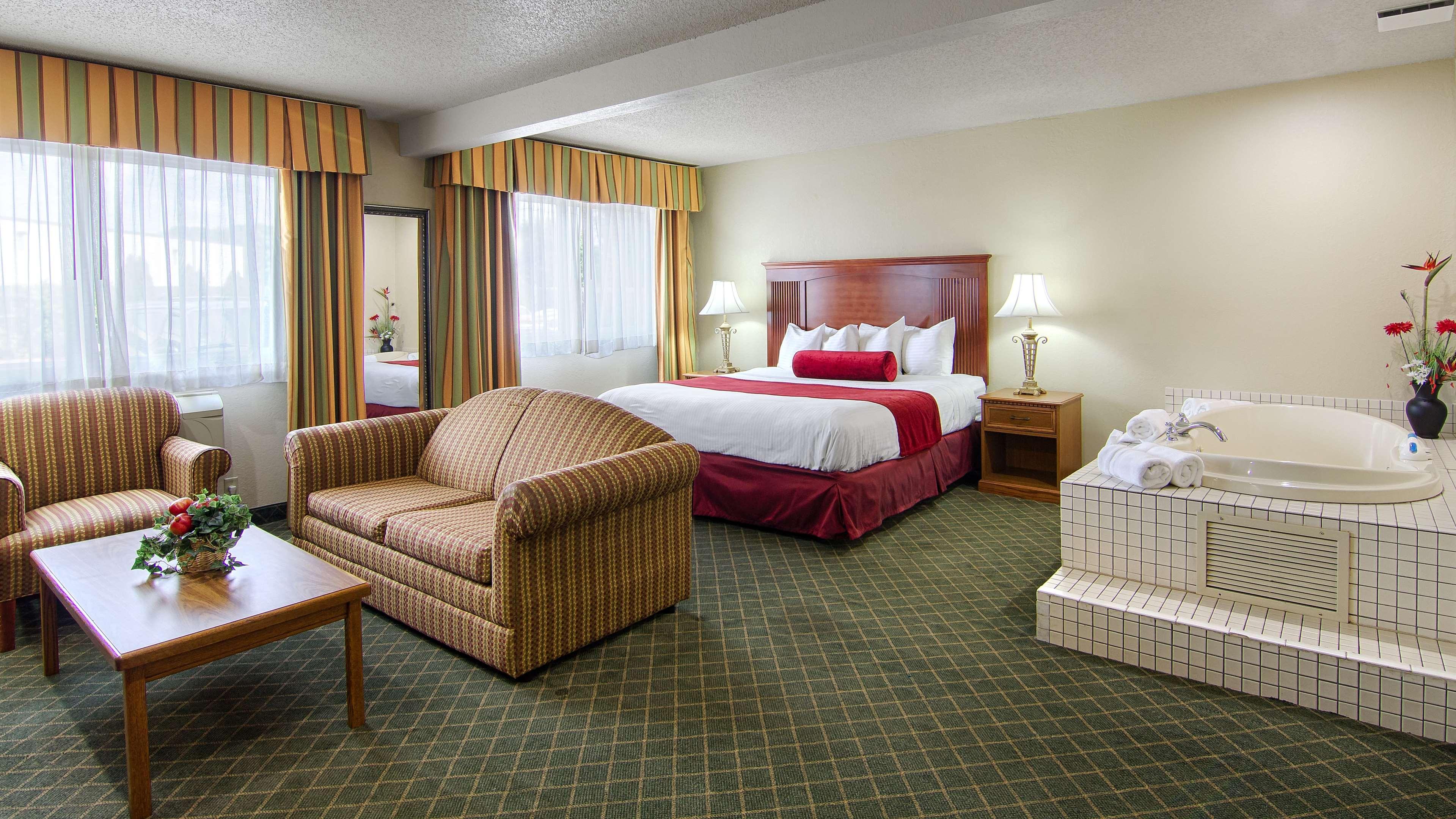Comfort Inn & Suites Шакопий Екстериор снимка