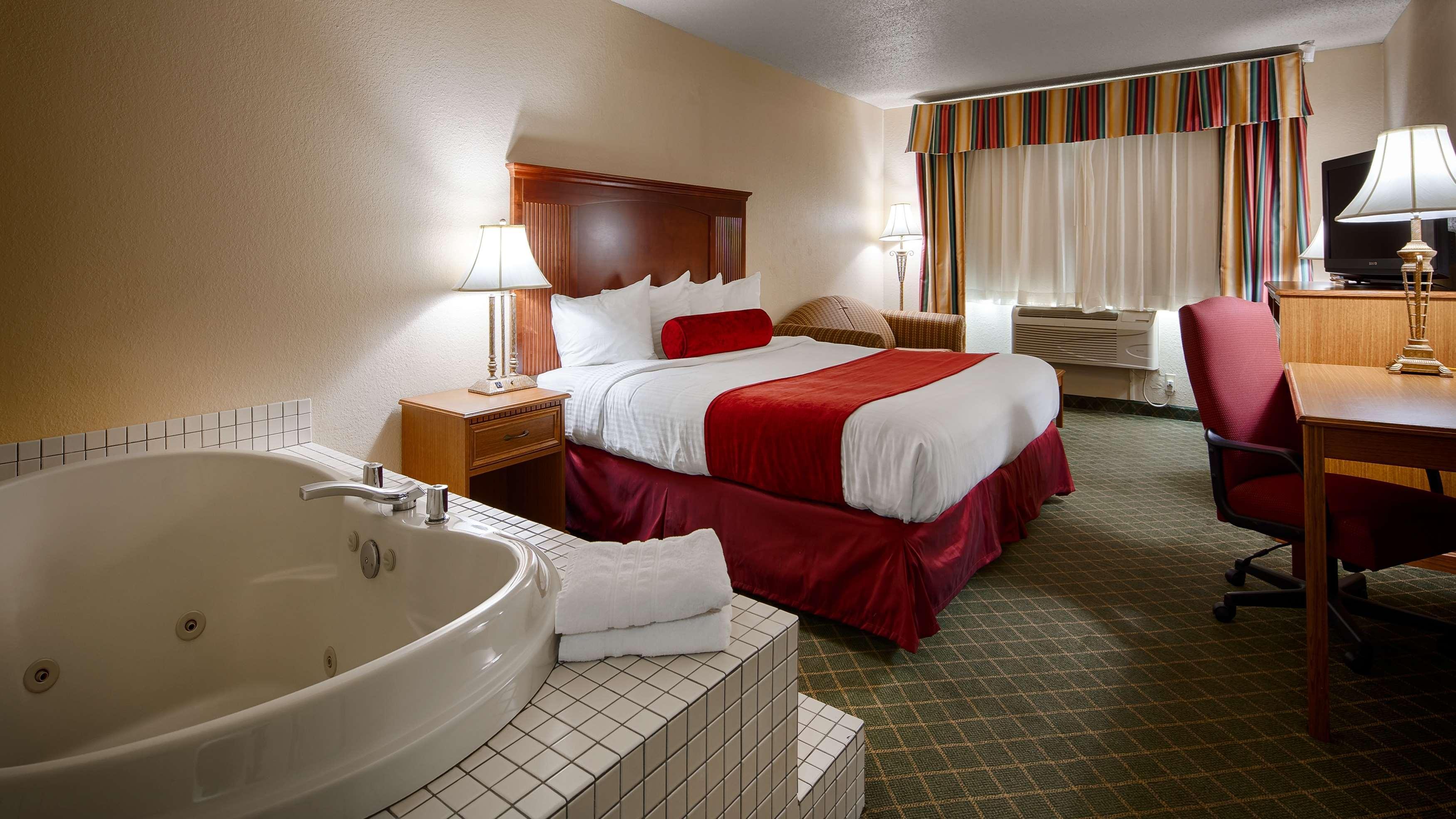Comfort Inn & Suites Шакопий Екстериор снимка