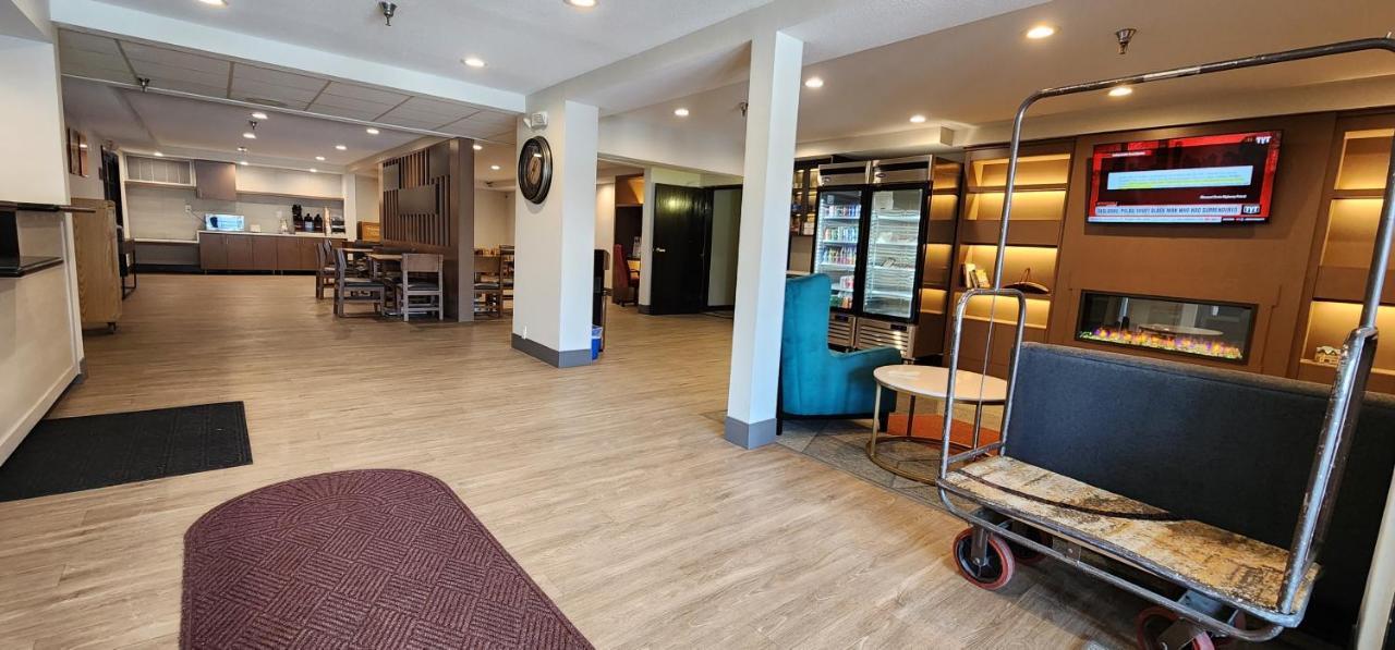 Comfort Inn & Suites Шакопий Екстериор снимка